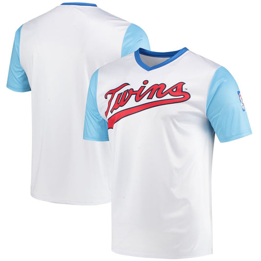 M.Twins Blank Player Stitches White Cooperstown Collection product image 1