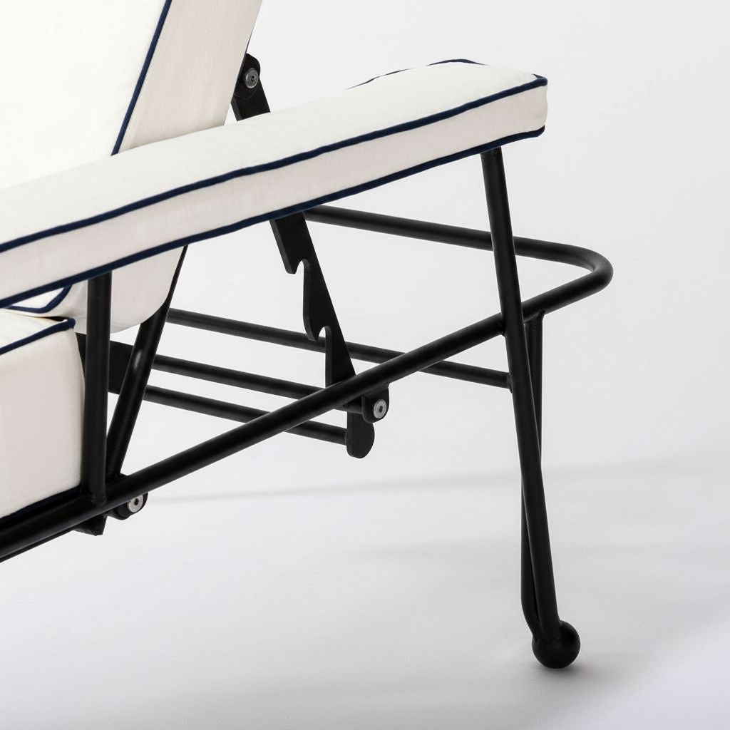 The Waterhouse Sun Lounger